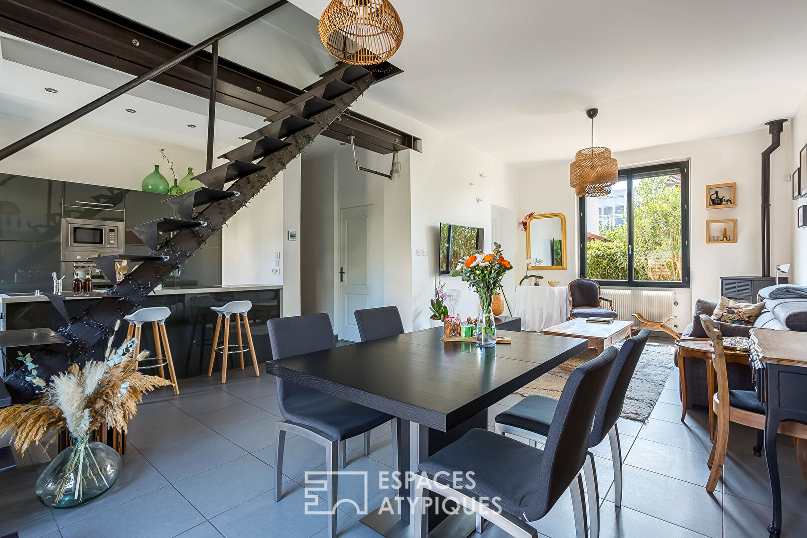 Maison de ville rénovée avec jardin