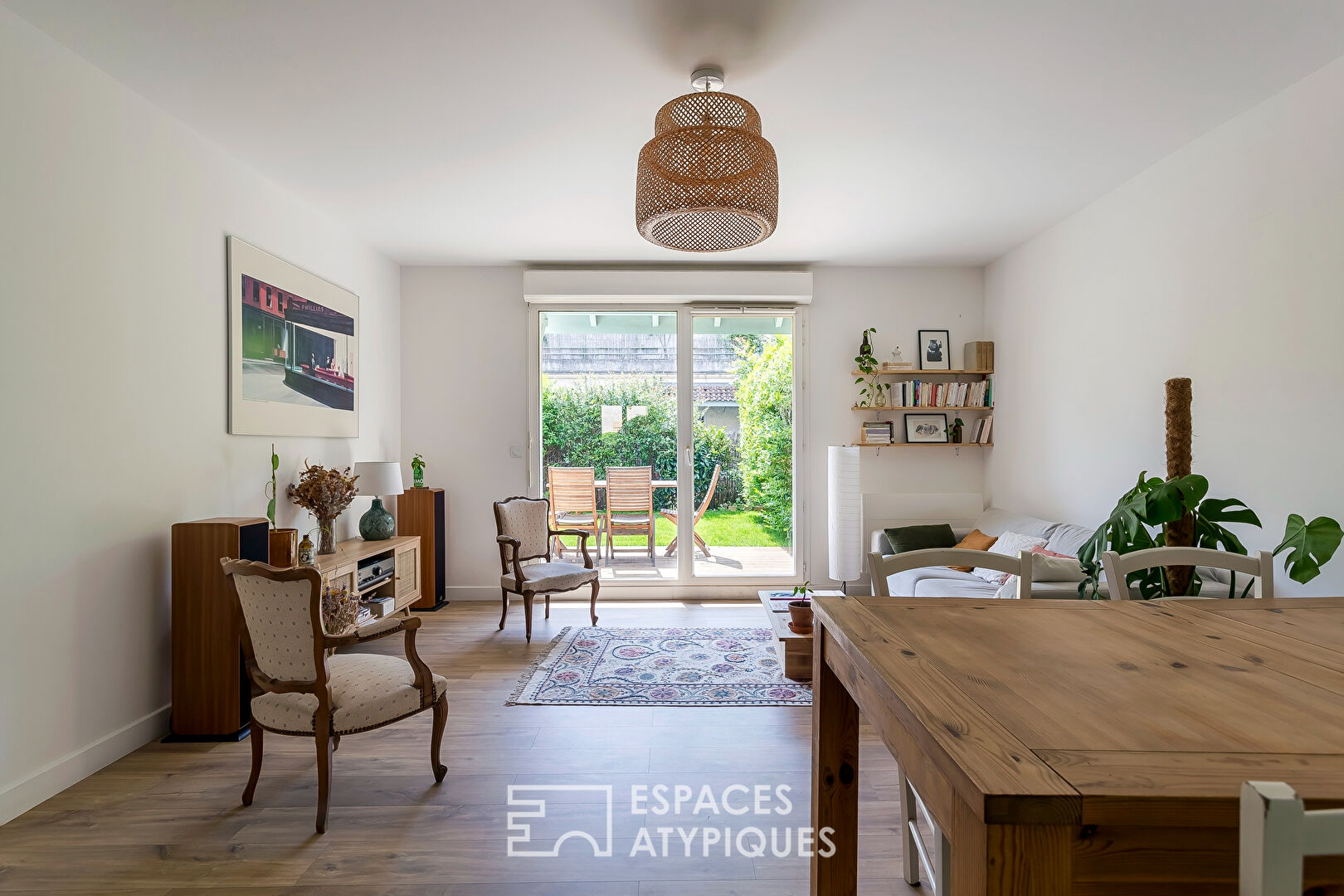 Comme une maison de ville avec terrasse et jardin dans le 8ème à Lyon