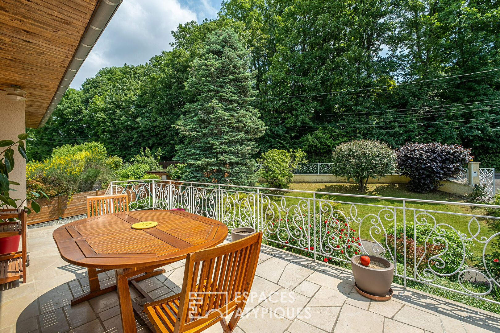 Maison avec jardin au coeur du village