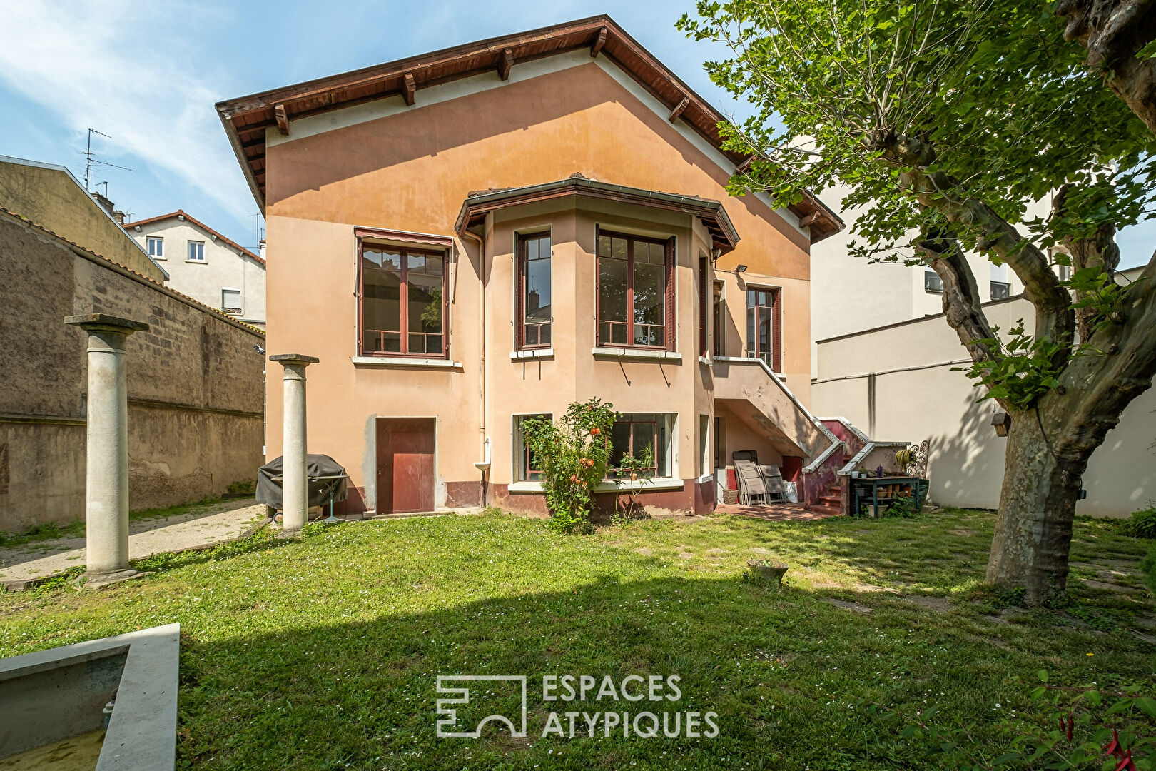 Art Deco Townhouse
