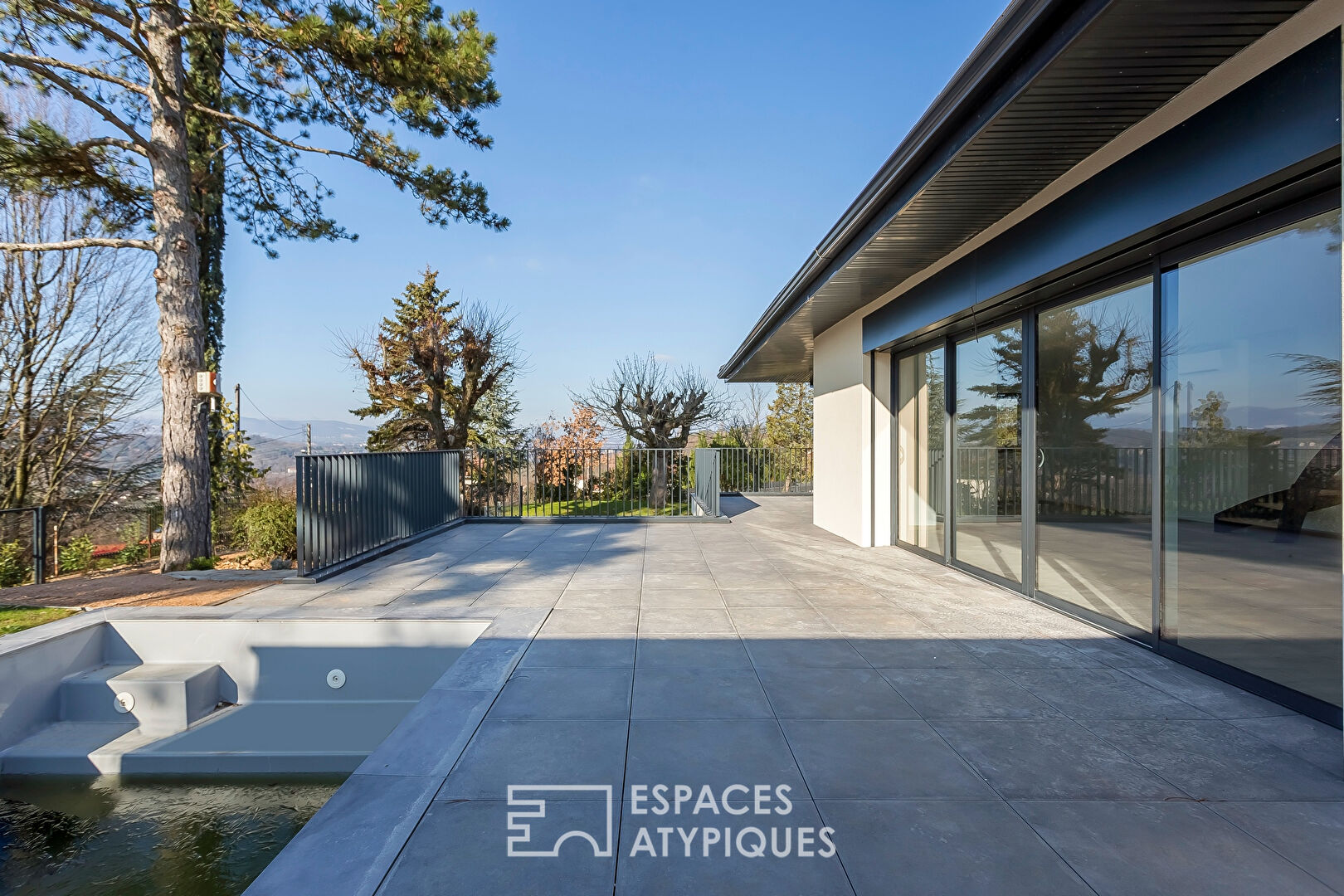 Maison avec vue et piscine