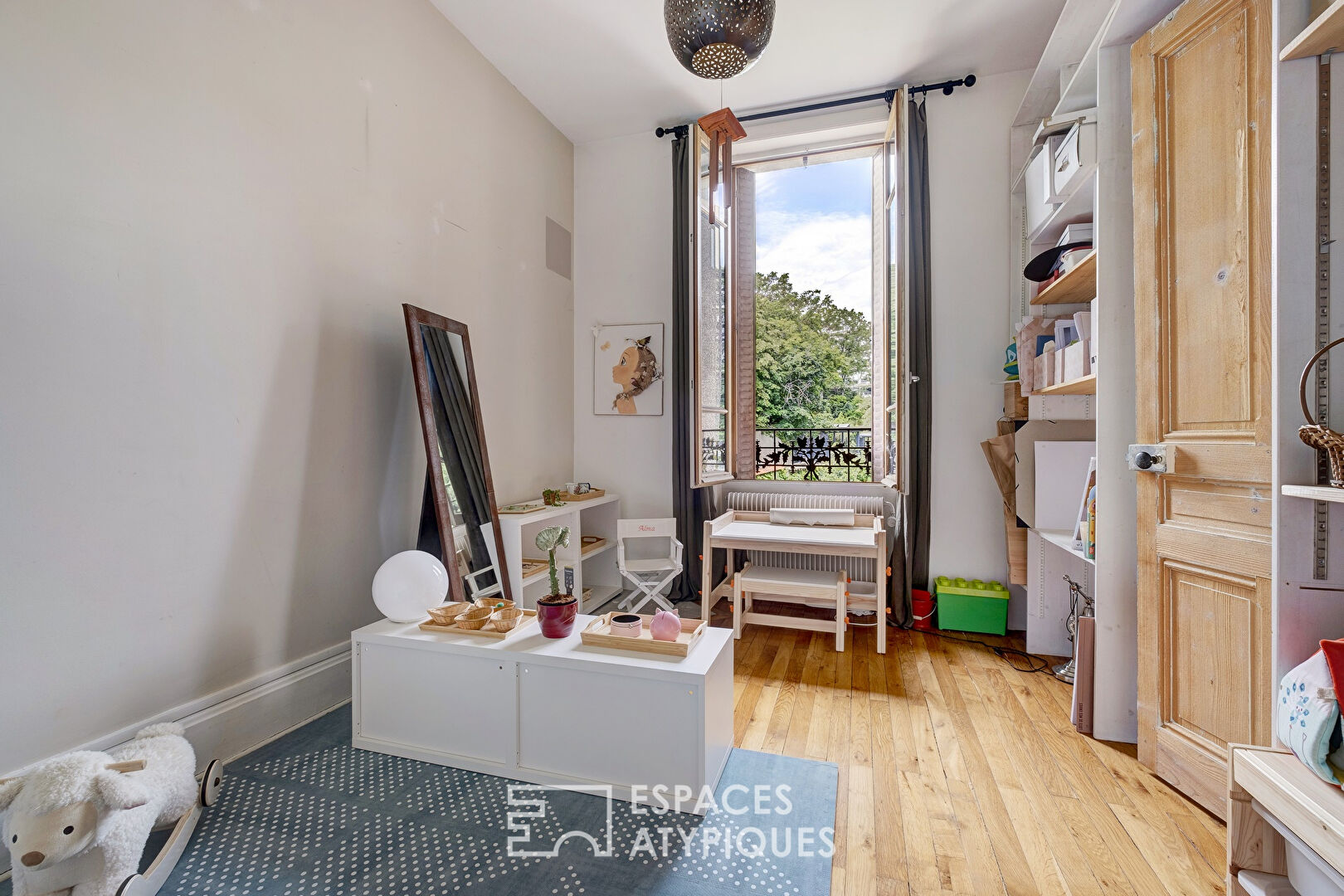 Duplex avec jardin dans une ancienne bâtisse