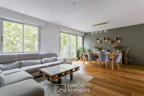 Appartement rénové en étage élevé