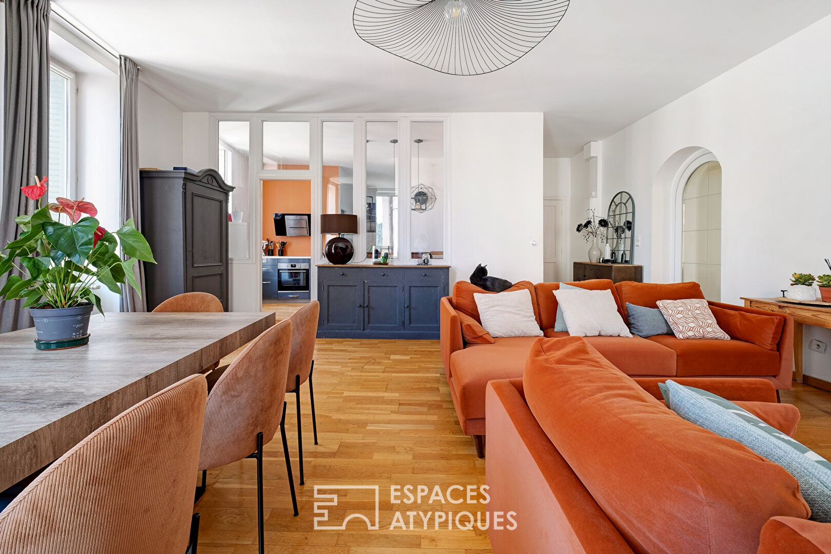 Sublime appartement rénové en centre-ville