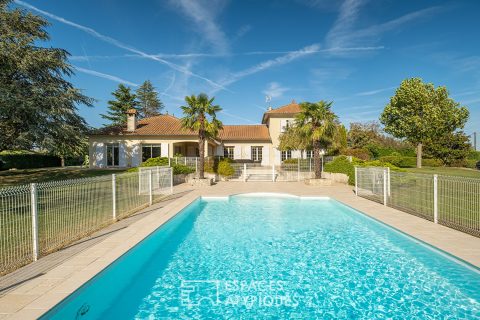 Exceptional property and its building land