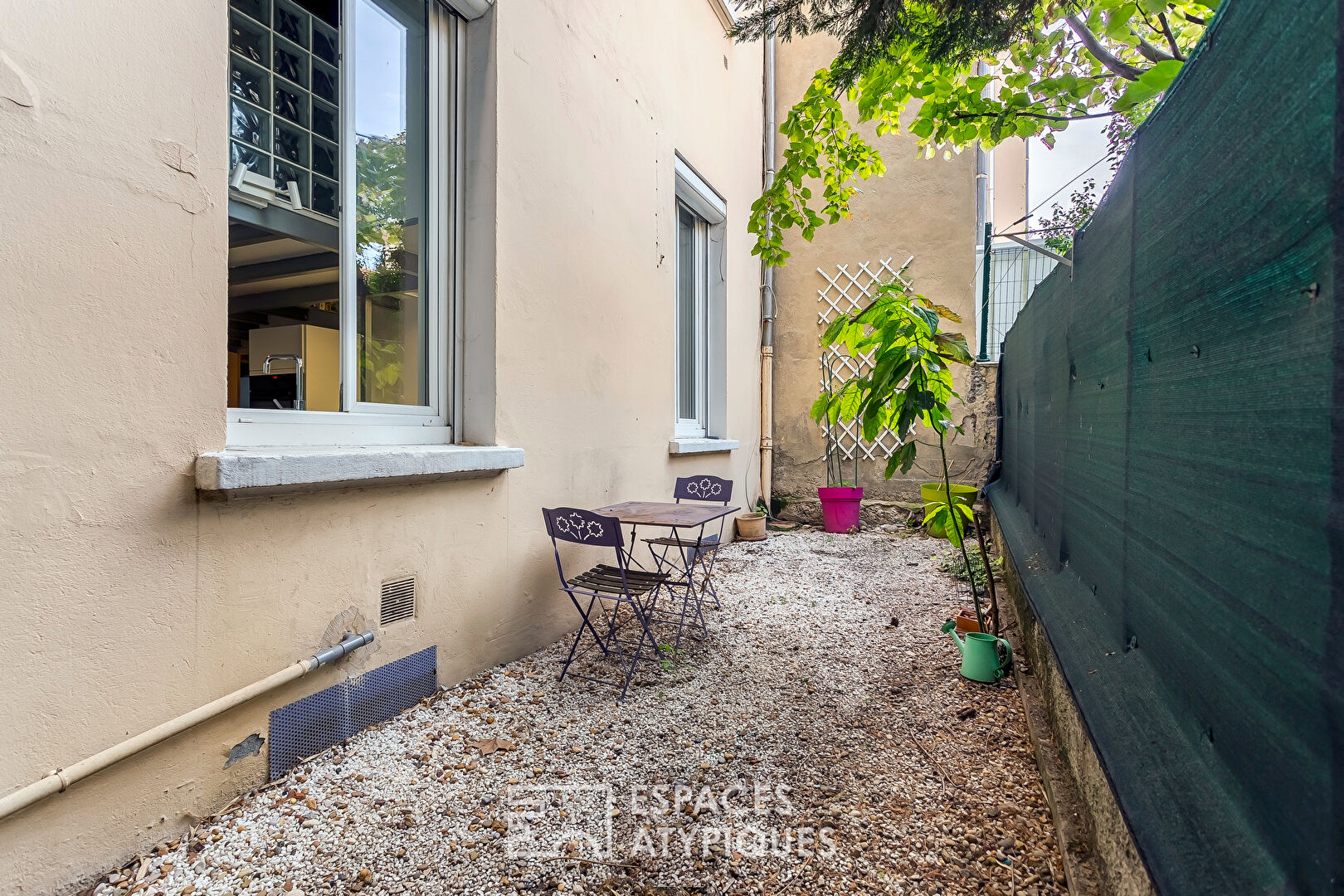 Canut-style apartment with terrace