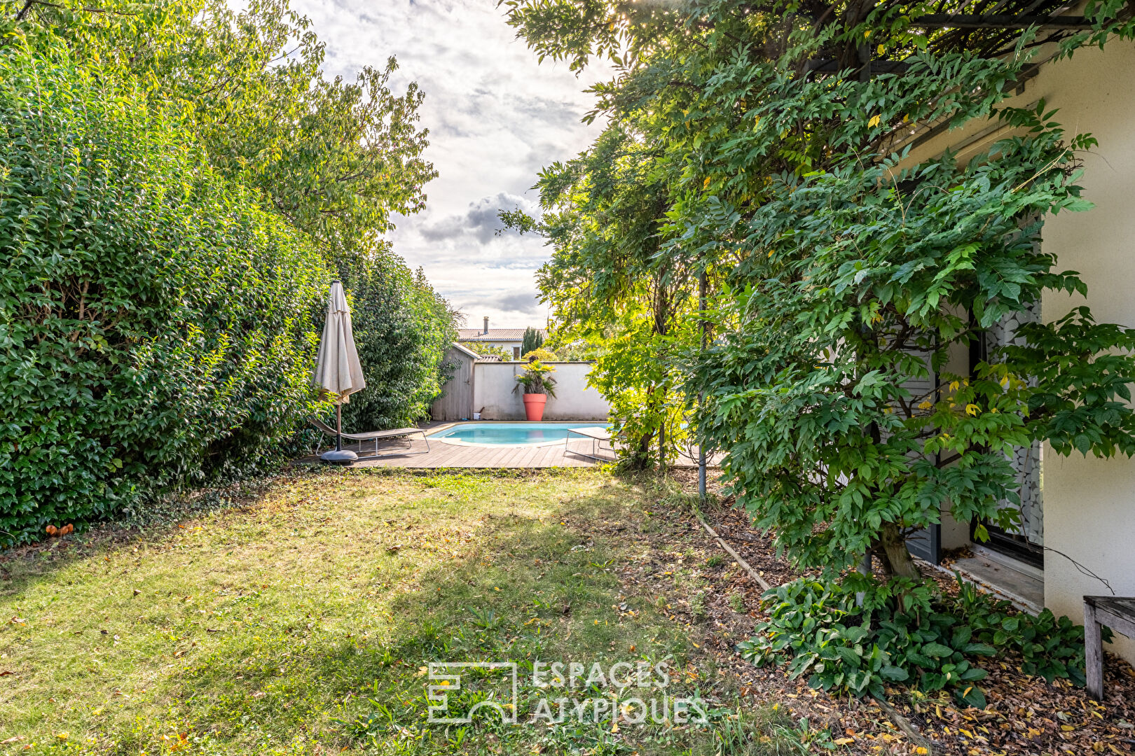 Villa avec piscine secteur Hauts de Feuilly