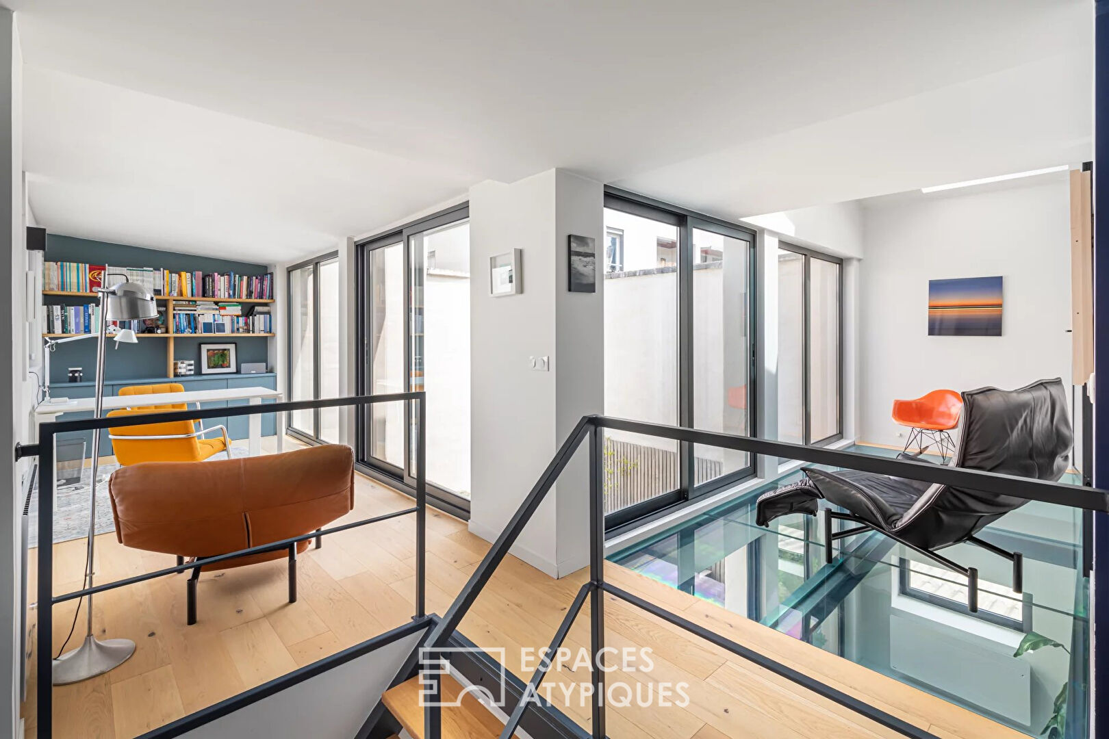 Loft with terrace in a former school