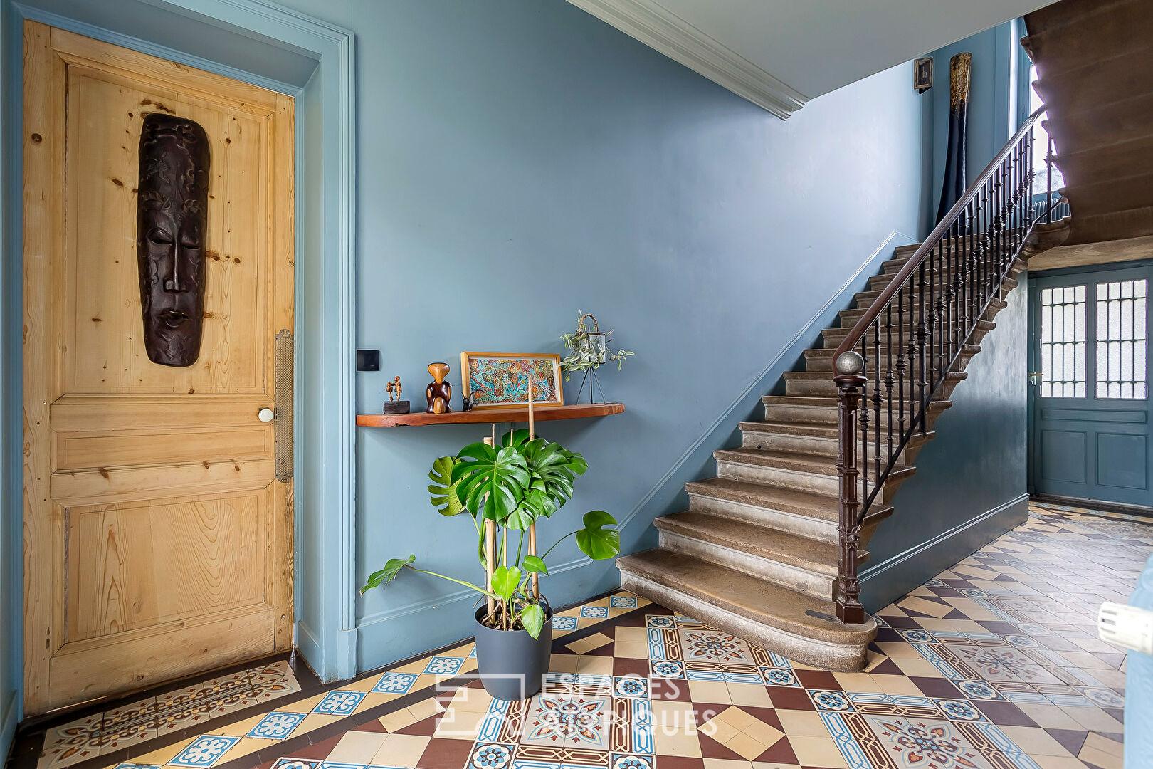 Maison de caractère aux très beaux volumes dans Lyon