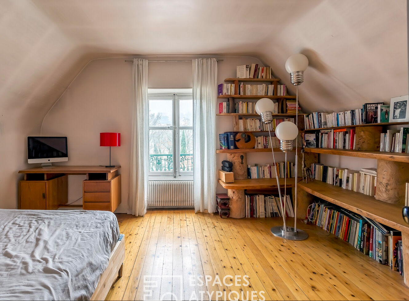 Maison de caractère aux très beaux volumes dans Lyon