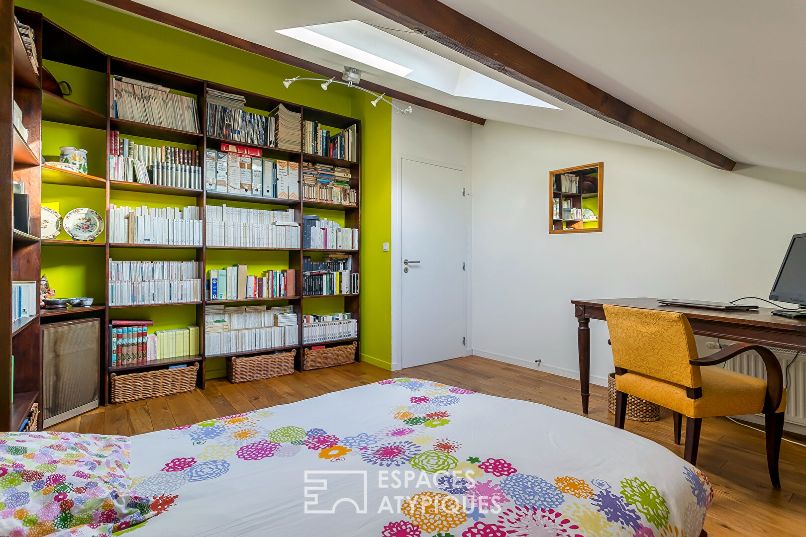 Loft en dernier étage avec terrasse et grand garage