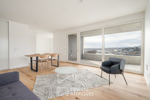 Family apartment with panoramic view in the heart of the Confluence district
