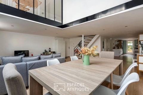 T4 loft-type apartment with terrace