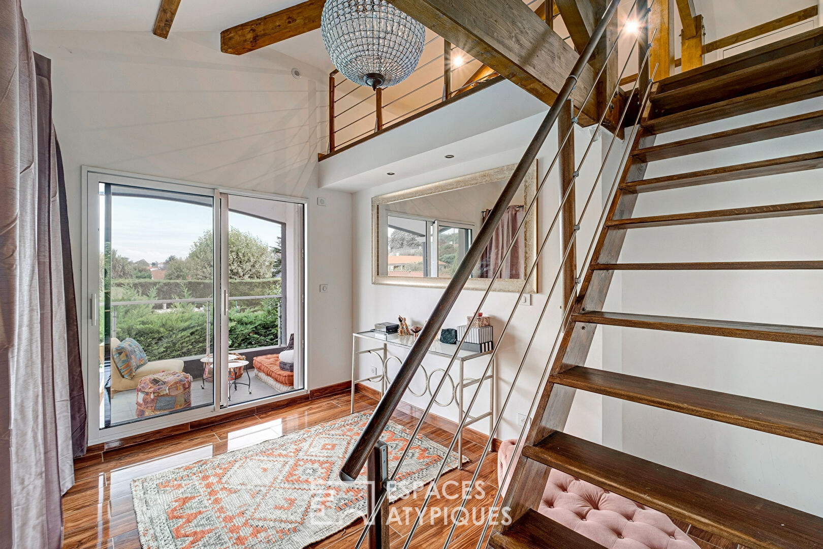 Maison contemporaine avec piscine