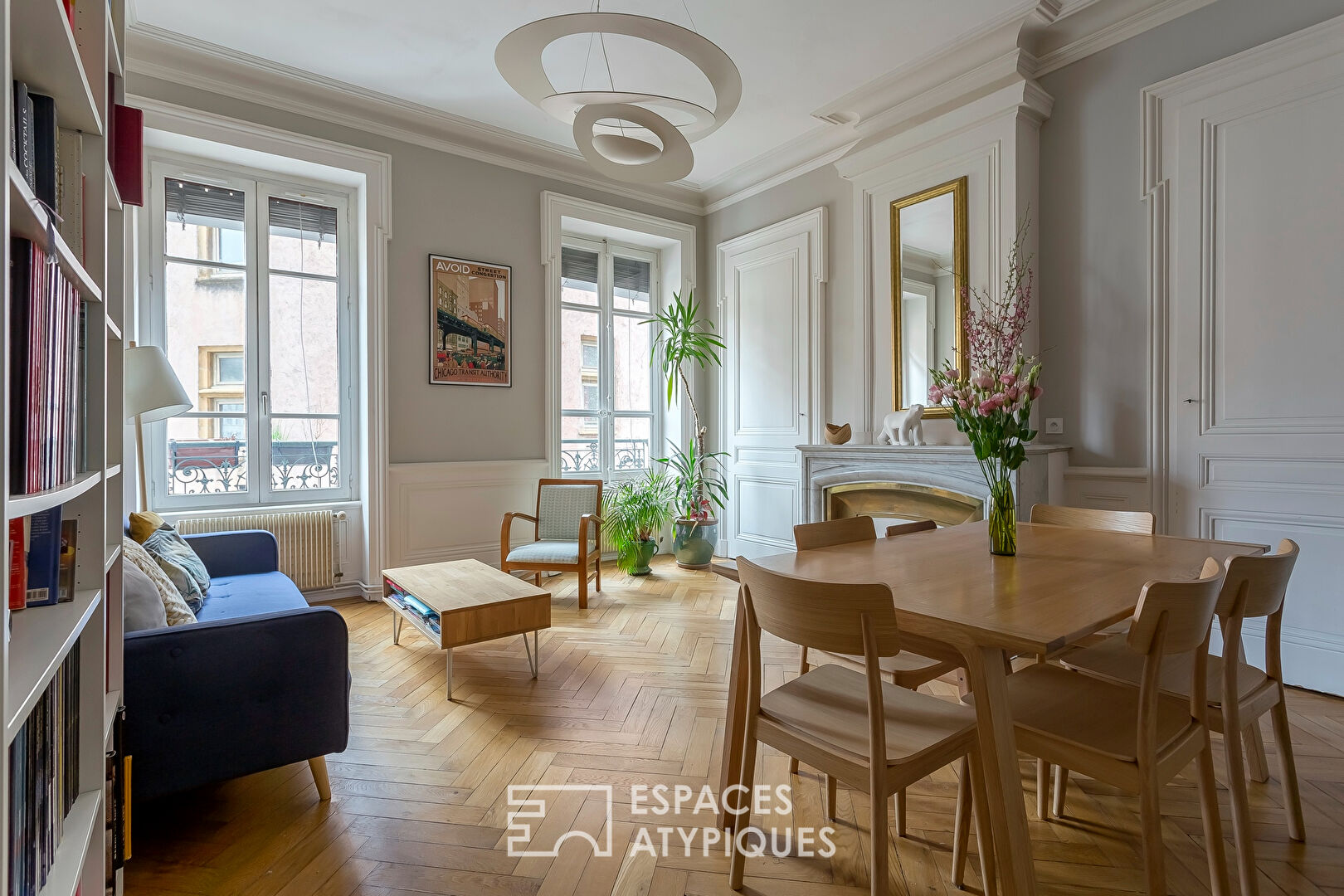 Rare bourgeois apartment with elevator in Saint Paul district