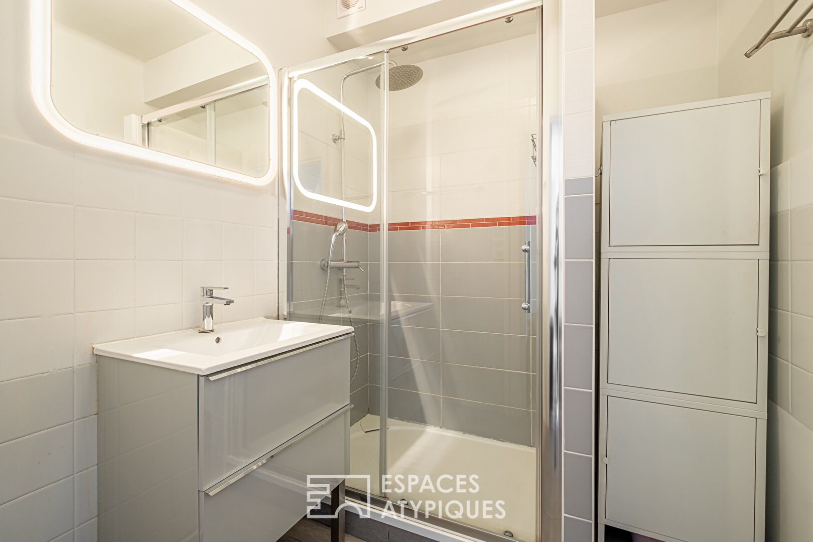 Appartement entièrement rénové quartier Saxe Gambetta
