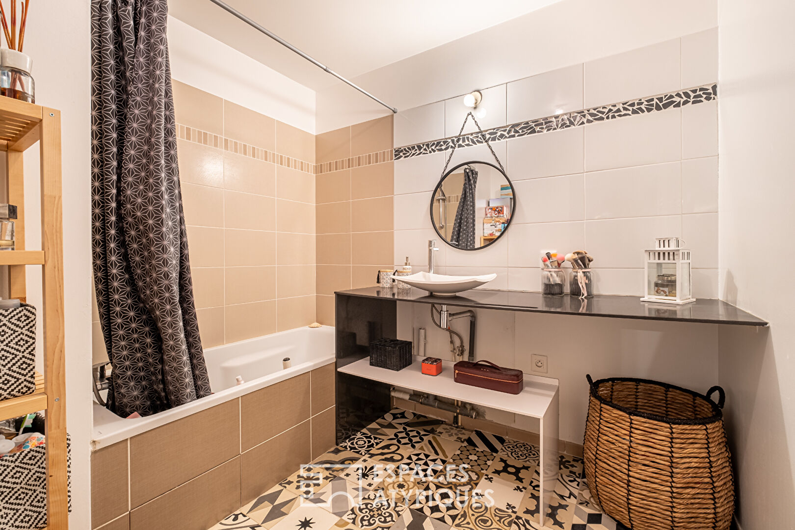 3 bedroom apartment with terrace