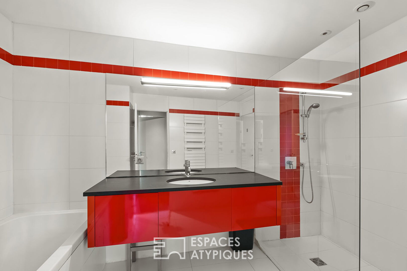 Appartement sur les quais de Saône avec jardin et garage