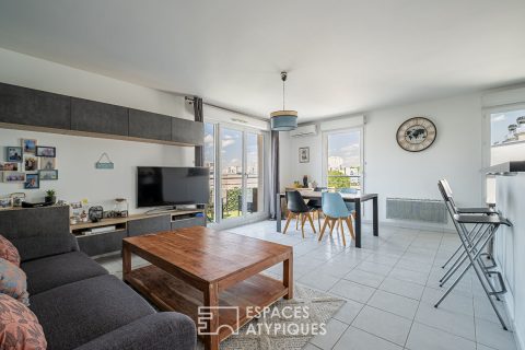 Appartement T3 en dernier étage avec terrasse et vue dégagée