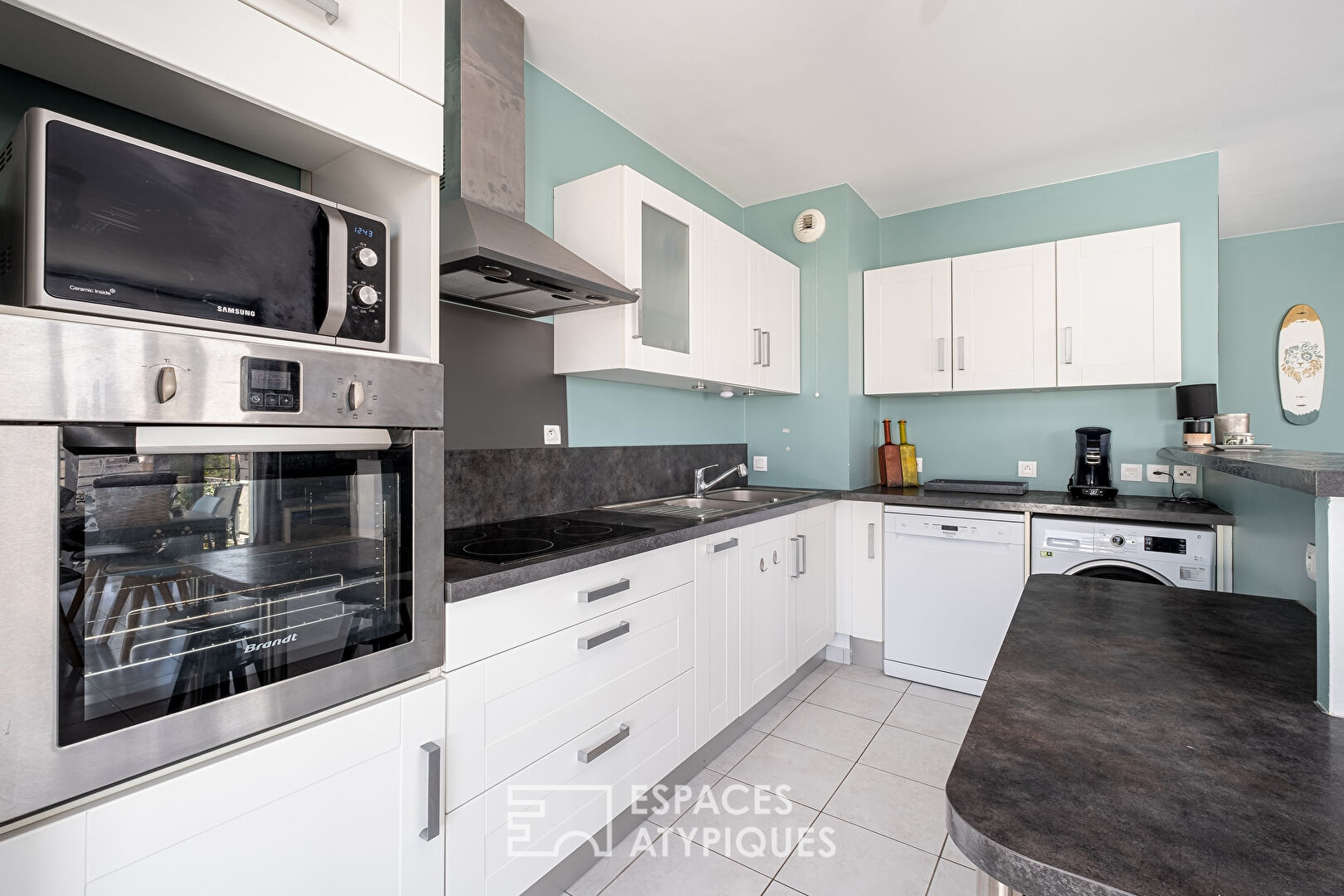 Appartement T3 en dernier étage avec terrasse et vue dégagée