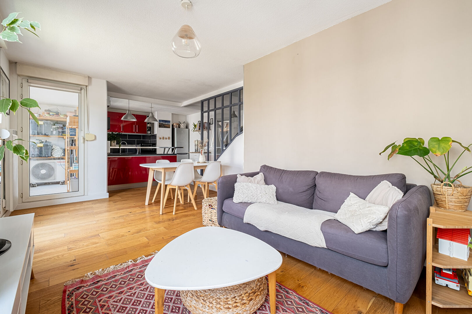 Duplex en ultime étage sur les berges du Rhône