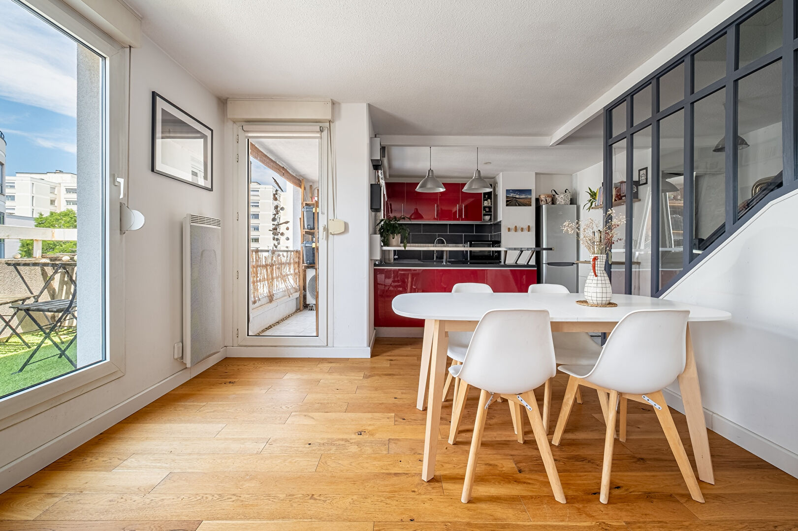 Duplex en ultime étage sur les berges du Rhône