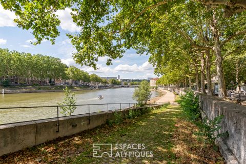 Appartement T2 rénové en bord de Saône