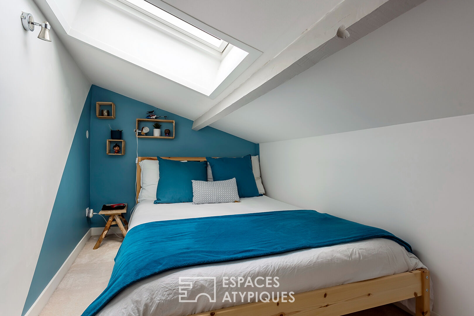 Maison atypique avec piscine en bordure des Monts d’Or