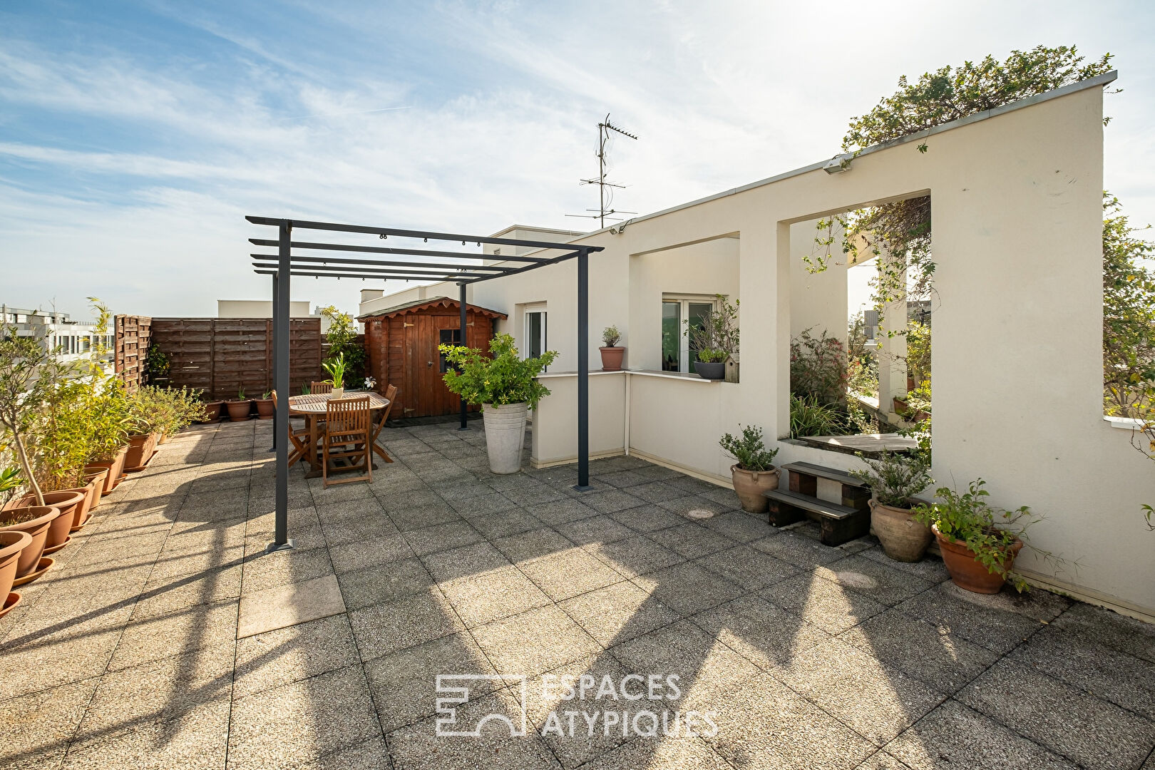 Appartement en Attique avec terrasse et vue imprenable à Lyon 8e