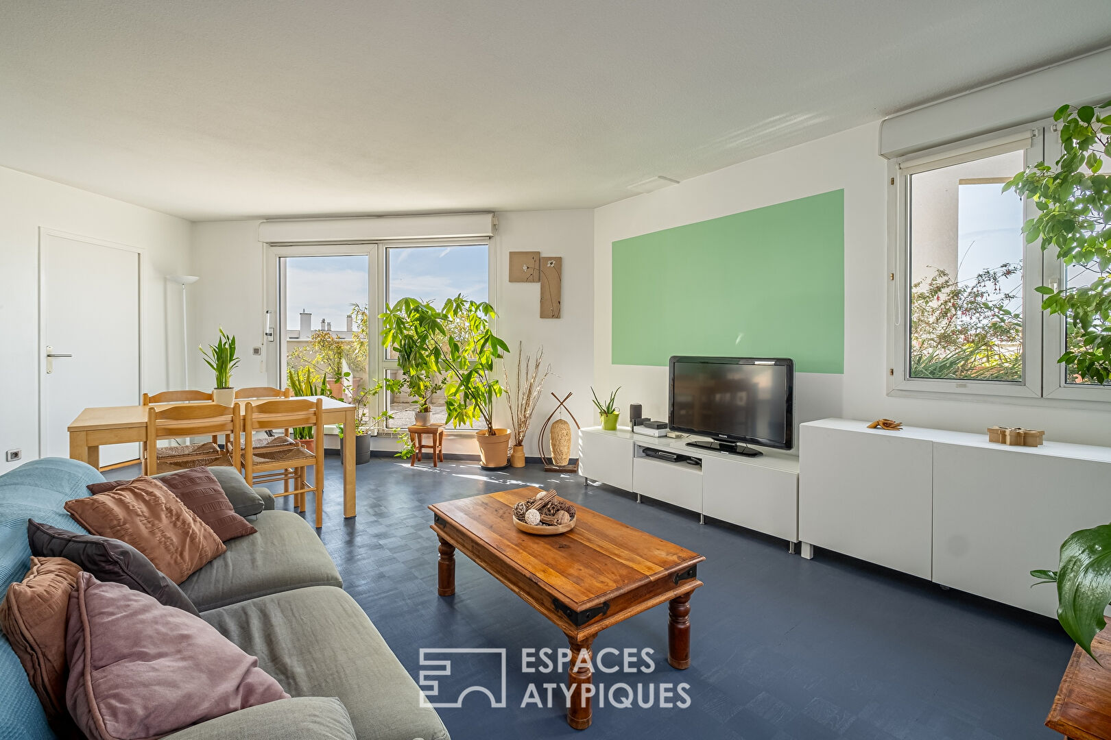 Appartement en Attique avec terrasse et vue imprenable à Lyon 8e