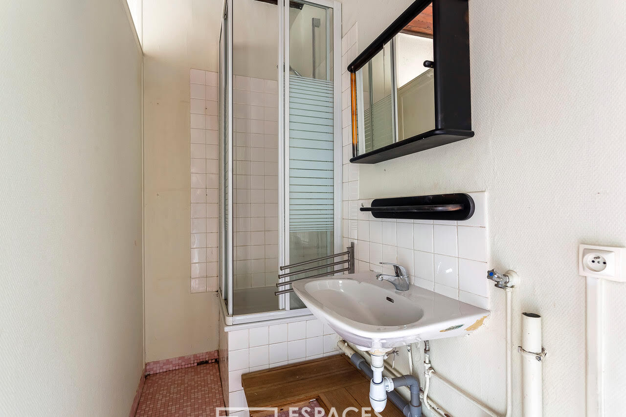 Apartment with character in the heart of the Ainay district