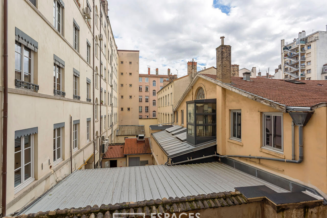 Apartment with character in the heart of the Ainay district