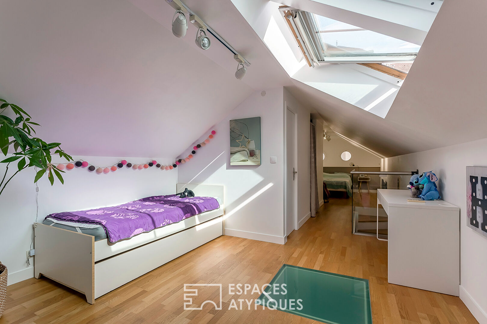Loft avec terrasse dans un ancien atelier