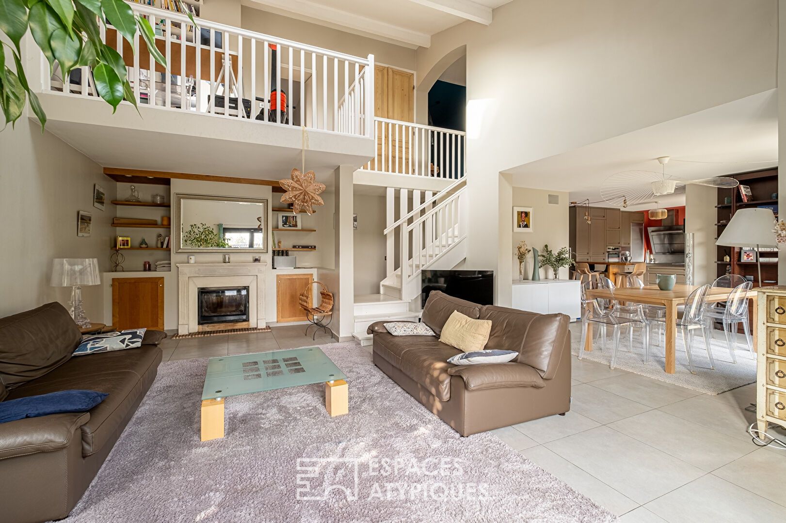 Family home in a peaceful setting in Ecully