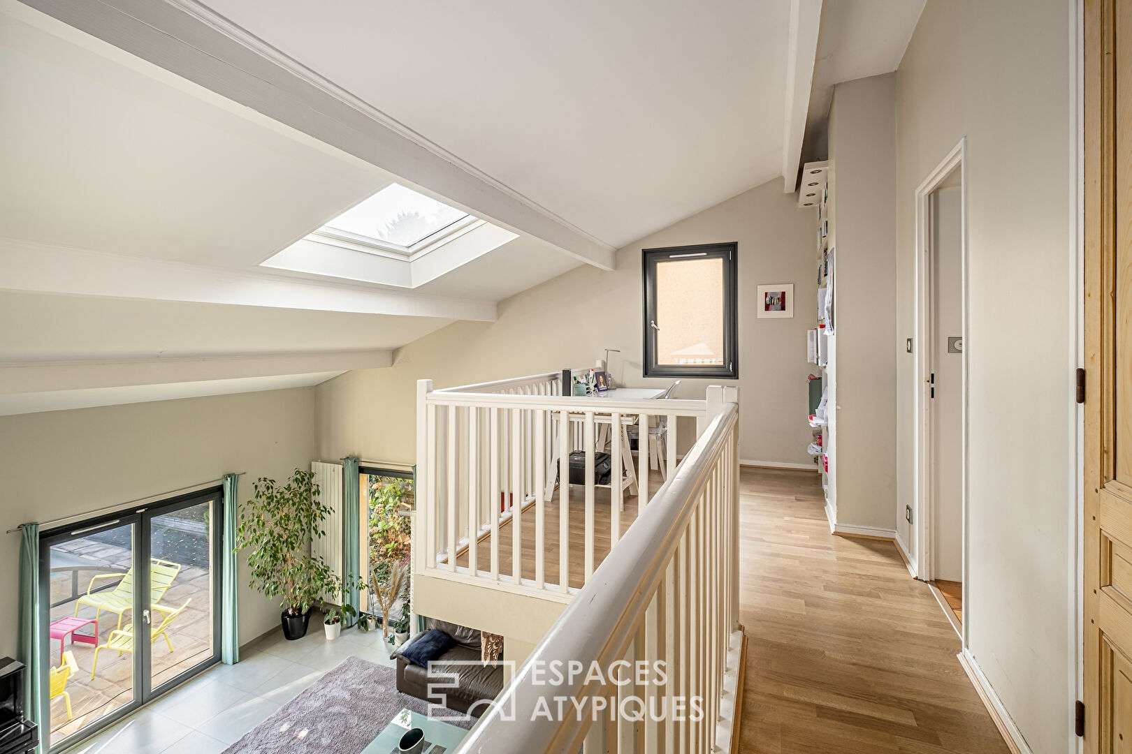 Family home in a peaceful setting in Ecully