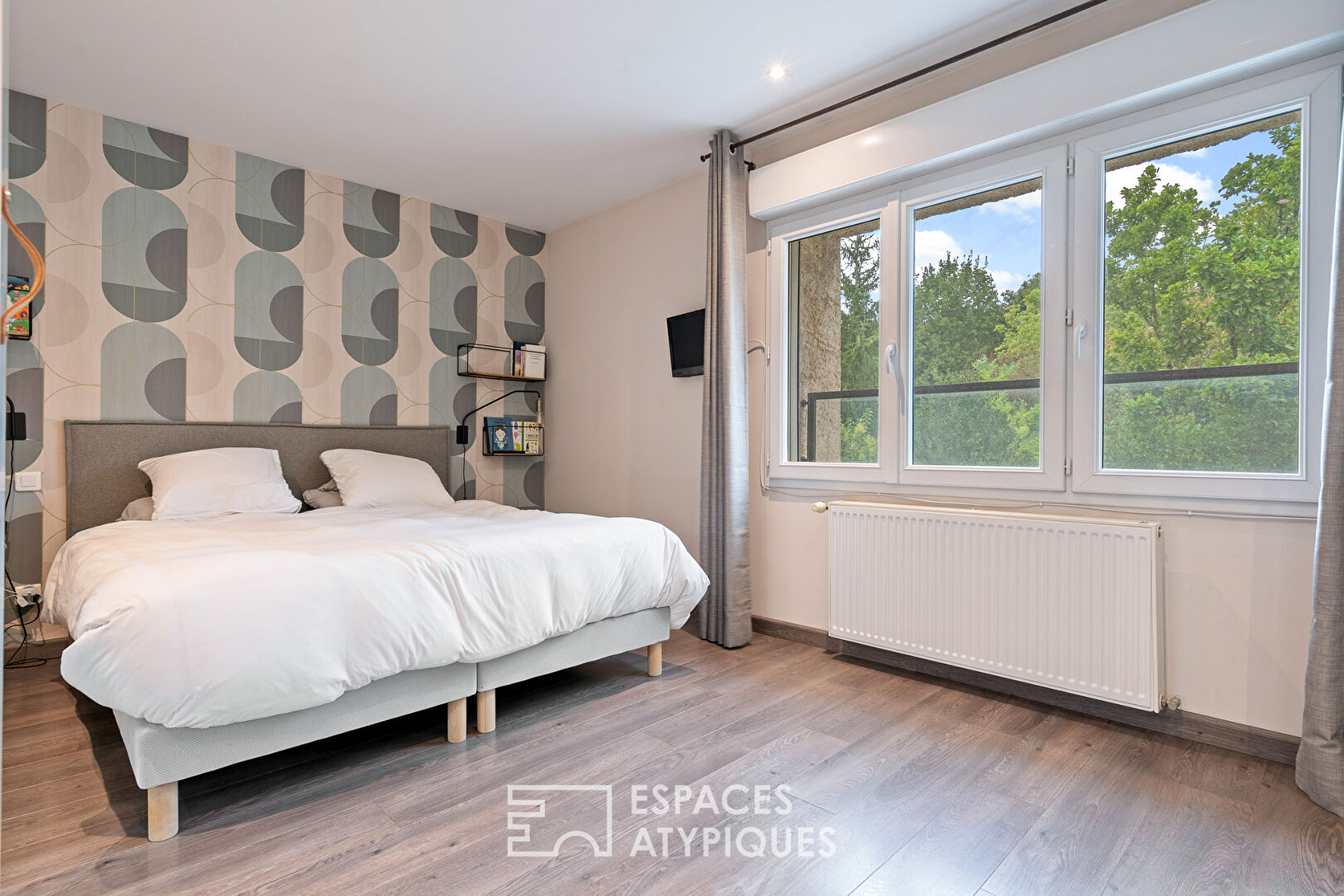Maison ancienne rénovée avec jardin et jacuzzi