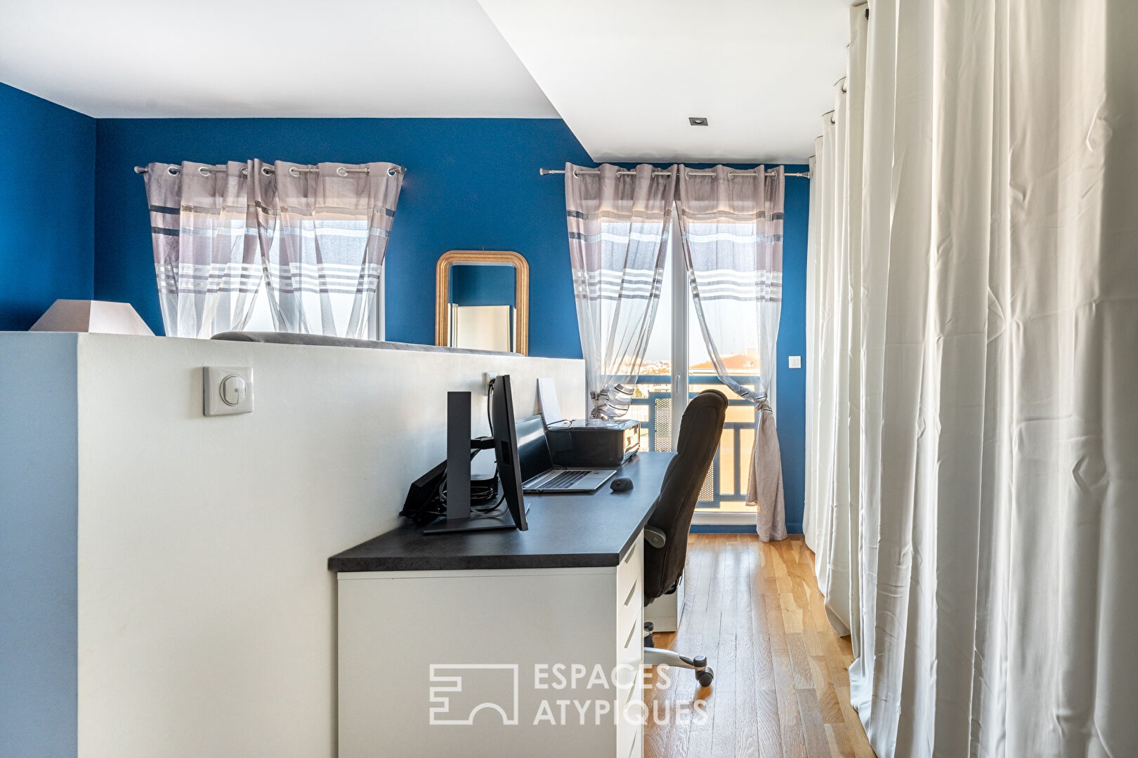 Duplex with terrace and open view on the top floor