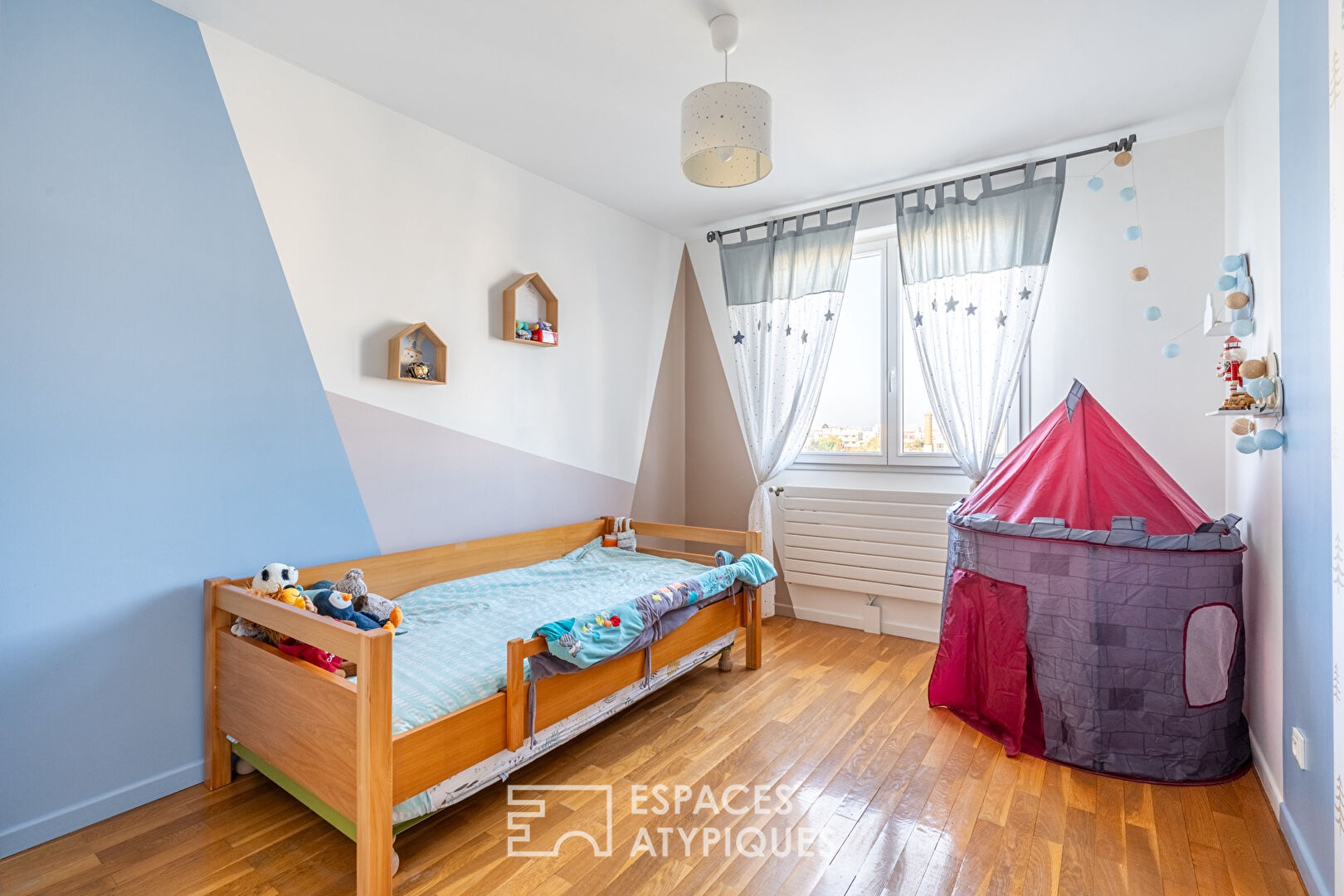 Duplex with terrace and open view on the top floor