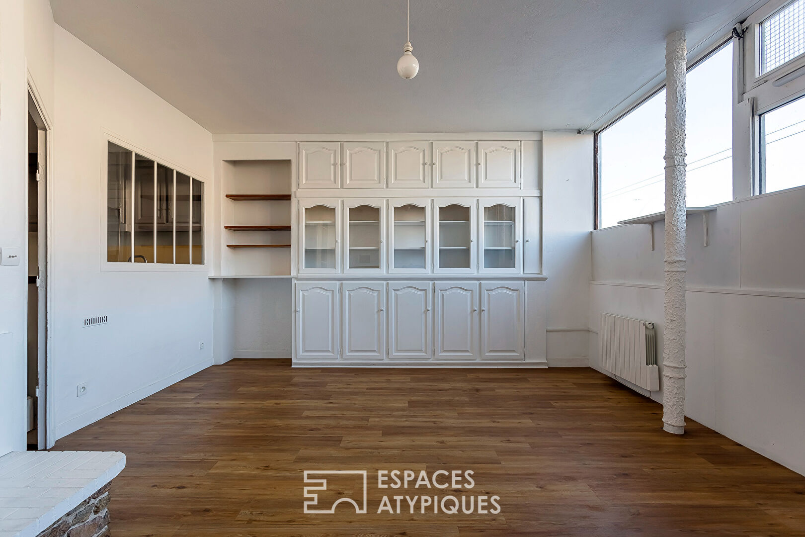 Appartement ou Local commercial en bord de Saône,  avec une grande cave privative