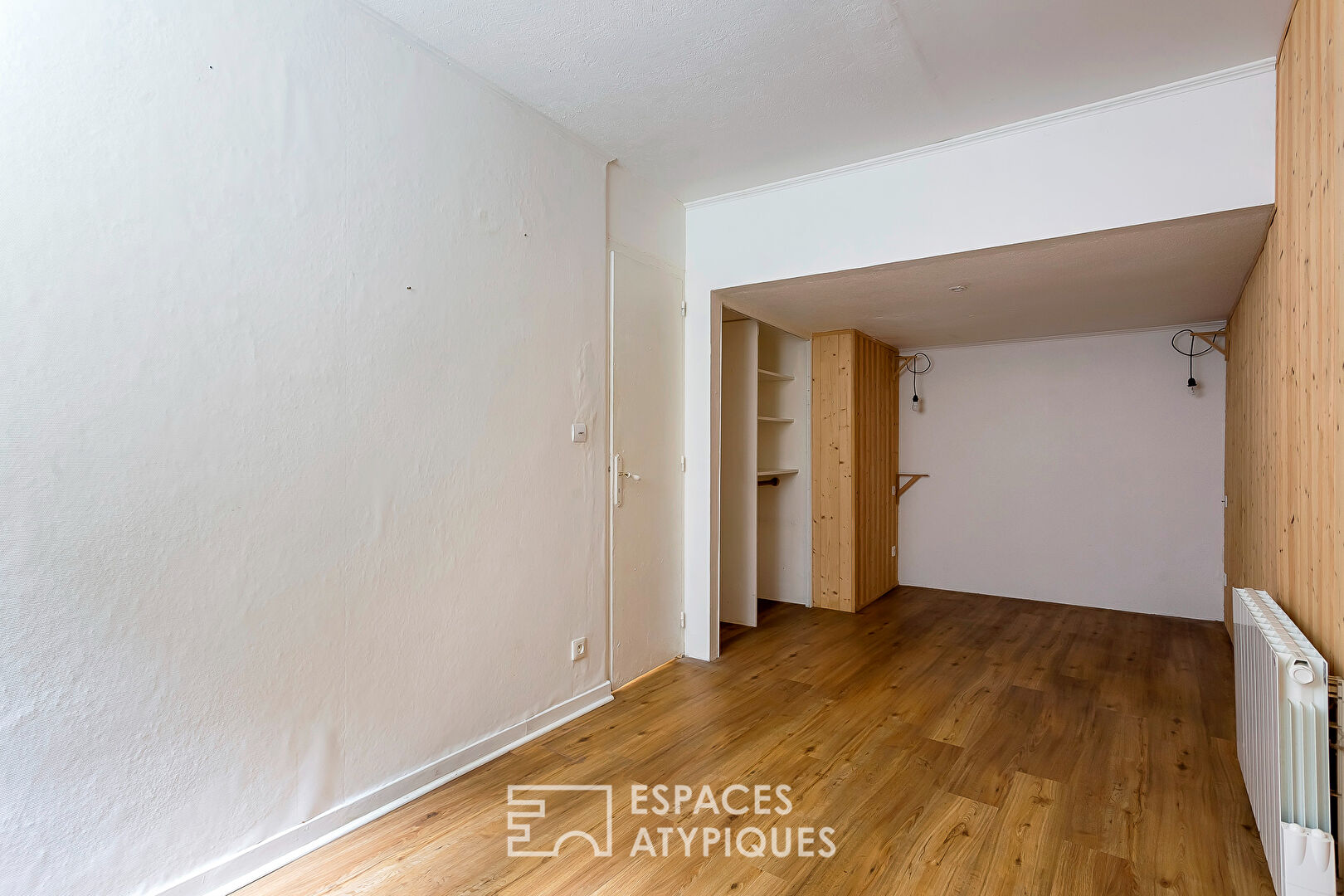 Appartement ou Local commercial en bord de Saône,  avec une grande cave privative