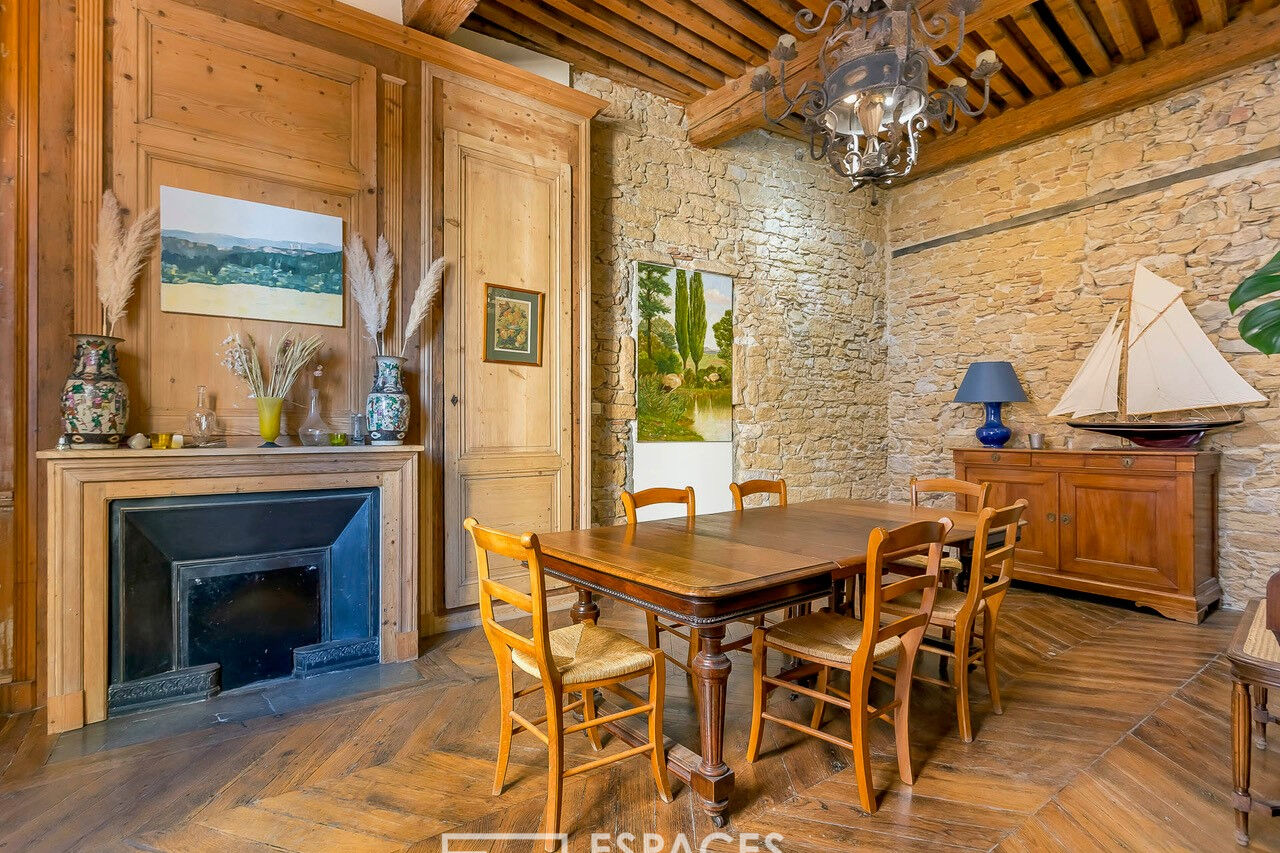 Family apartment Place Croix-Paquet
