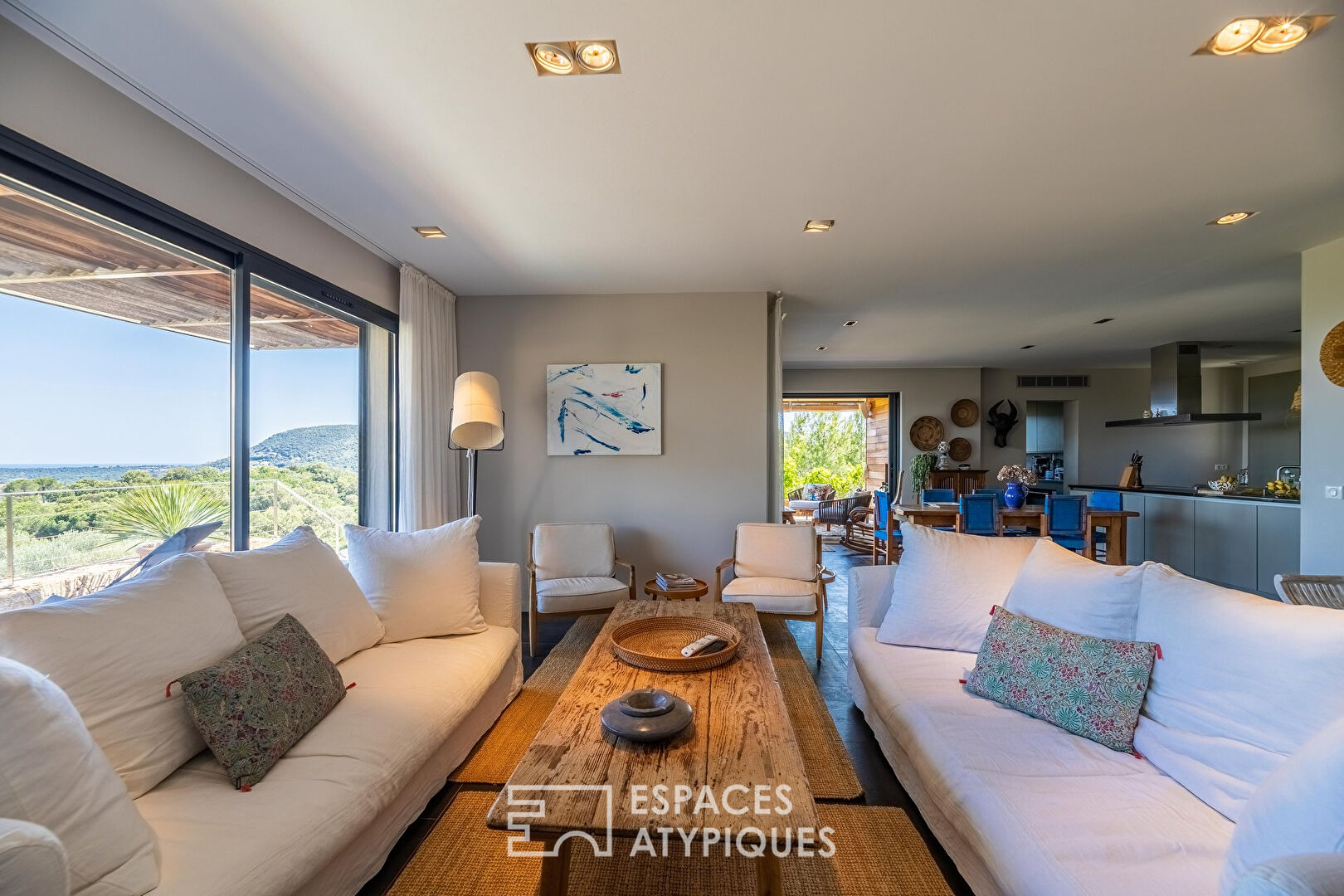 Maison contemporaine vue mer