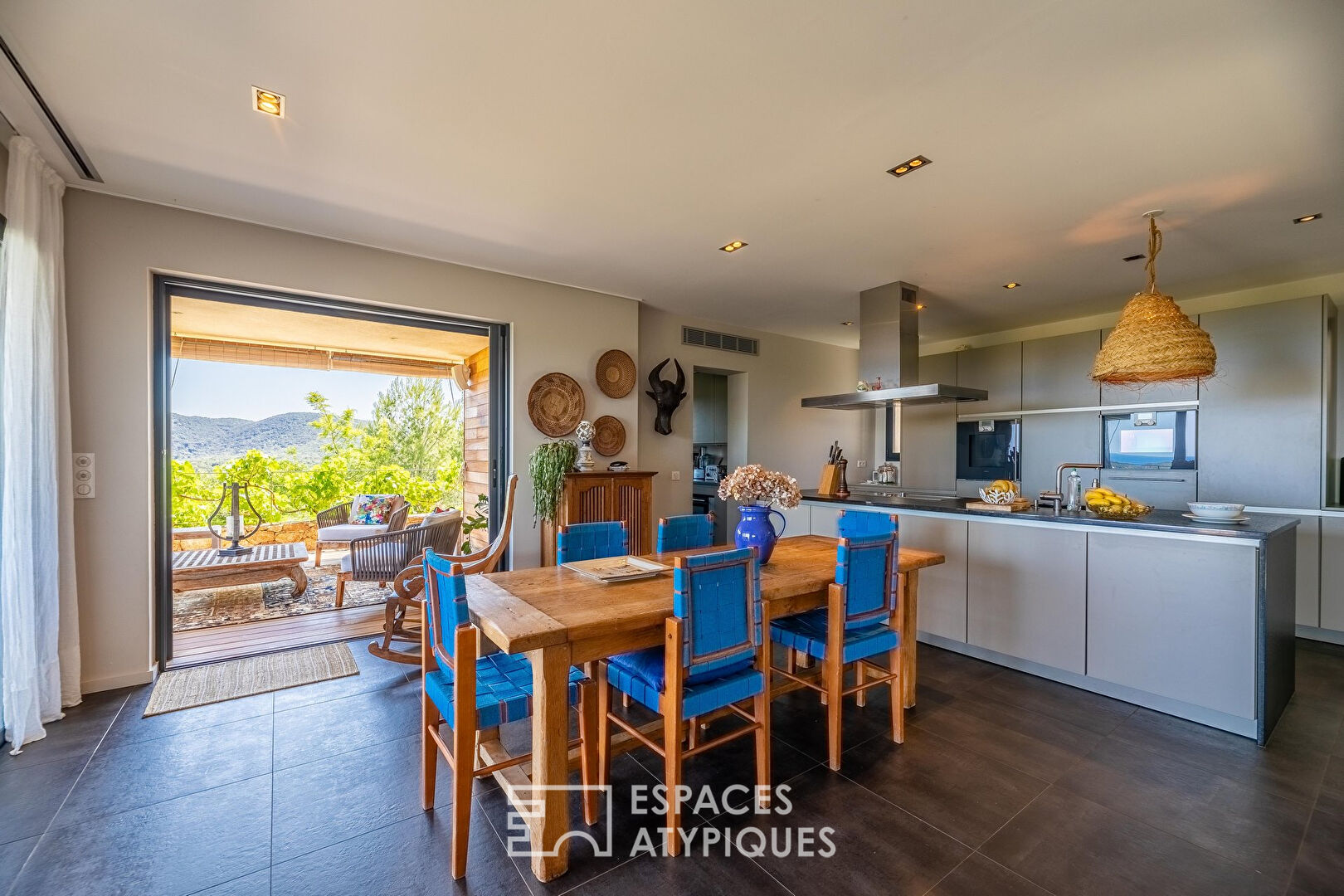 Maison contemporaine vue mer