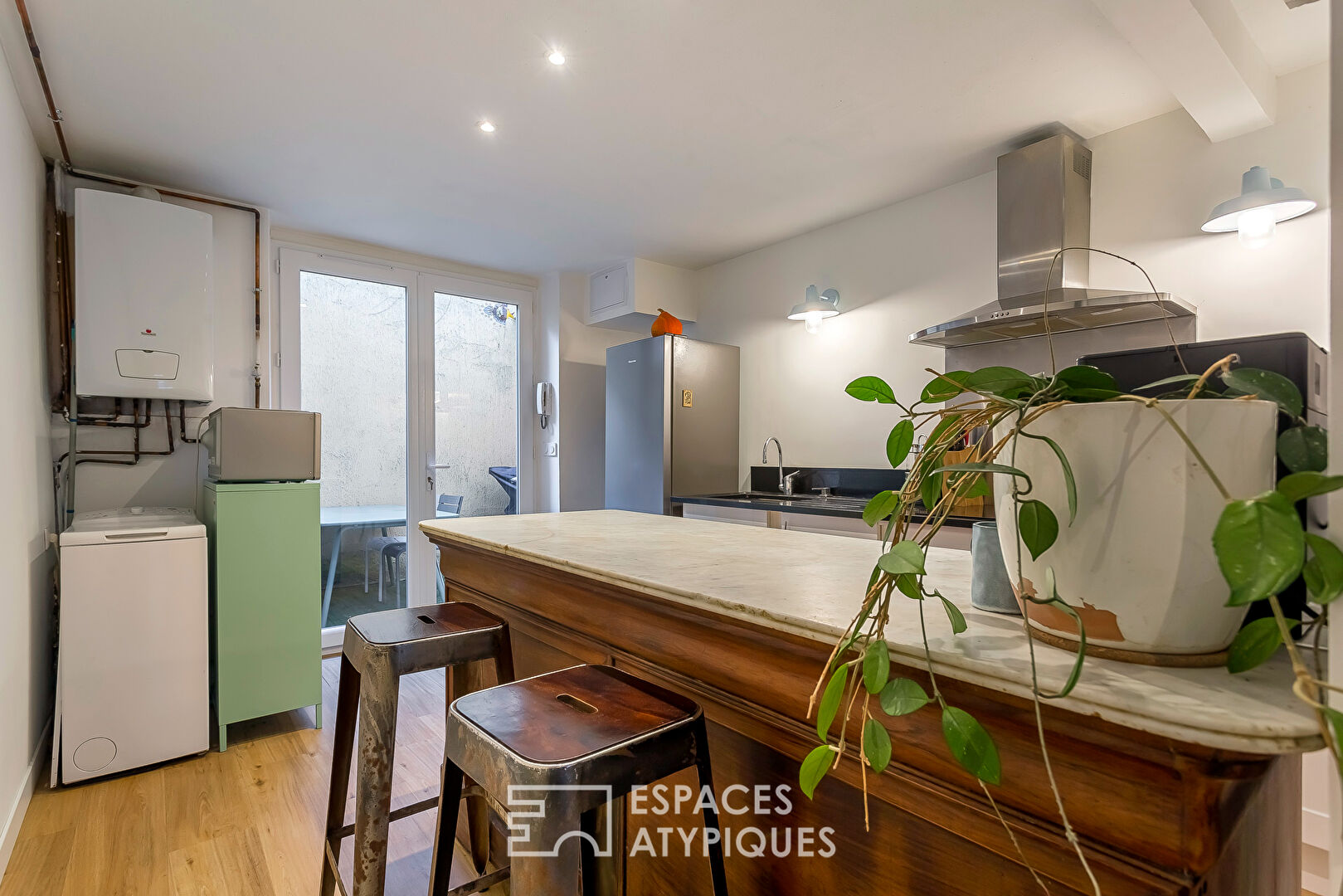 3-room loft-style apartment with terrace
