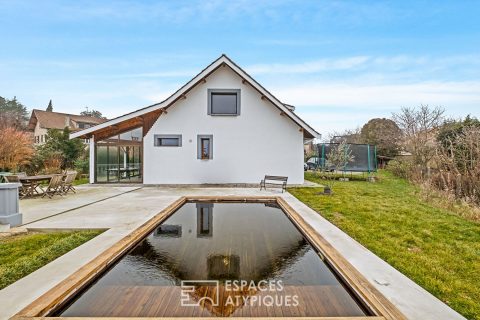 Maison familiale rénovée avec piscine à Charly