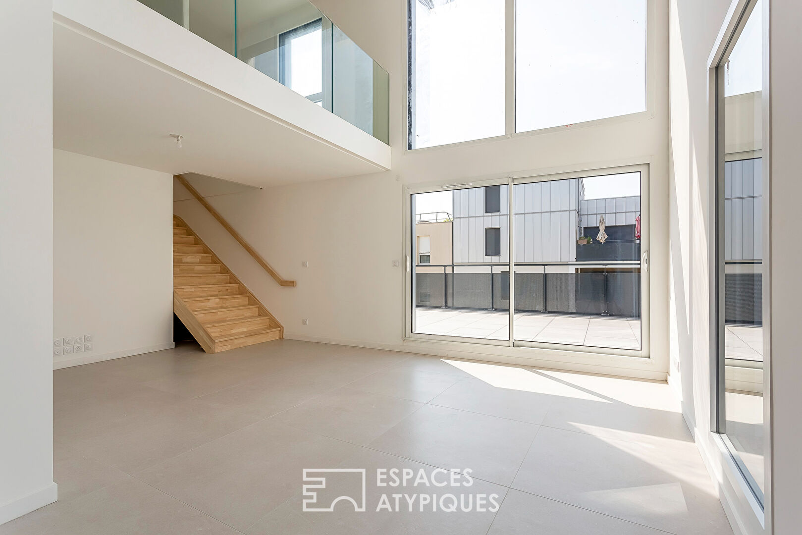 Duplex contemporain en dernier étage avec terrasse