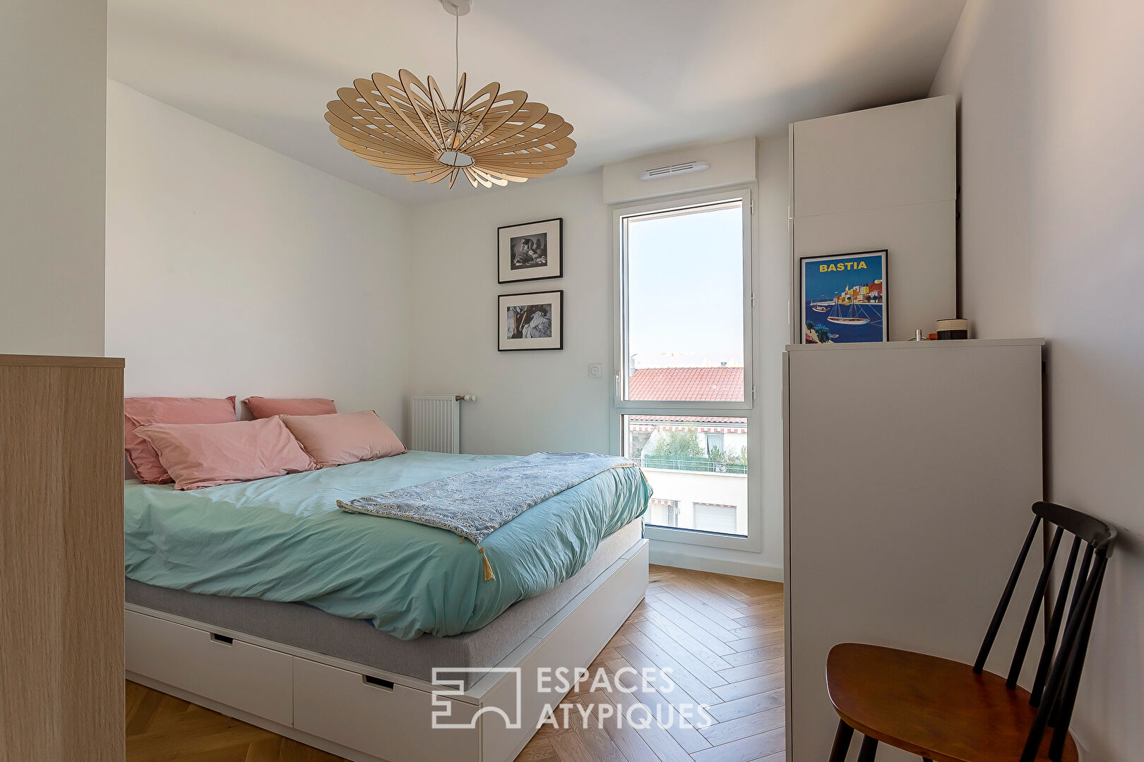 Recent 2-room apartment with terrace