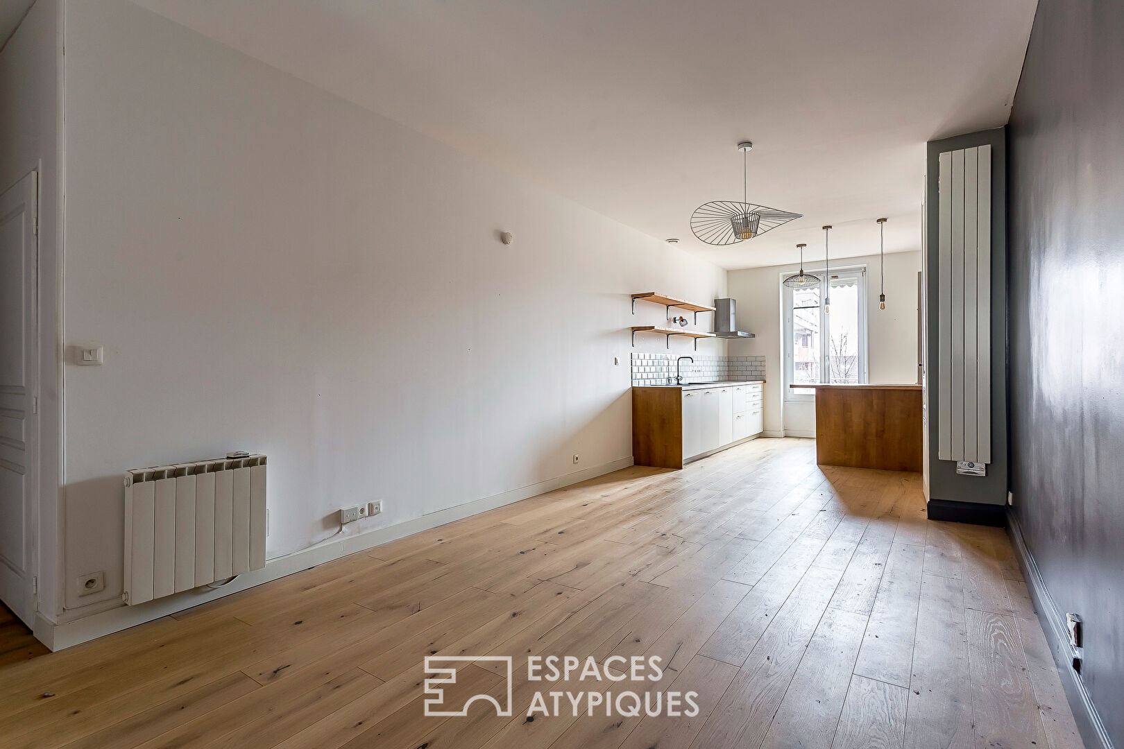 Old renovated 3-room apartment