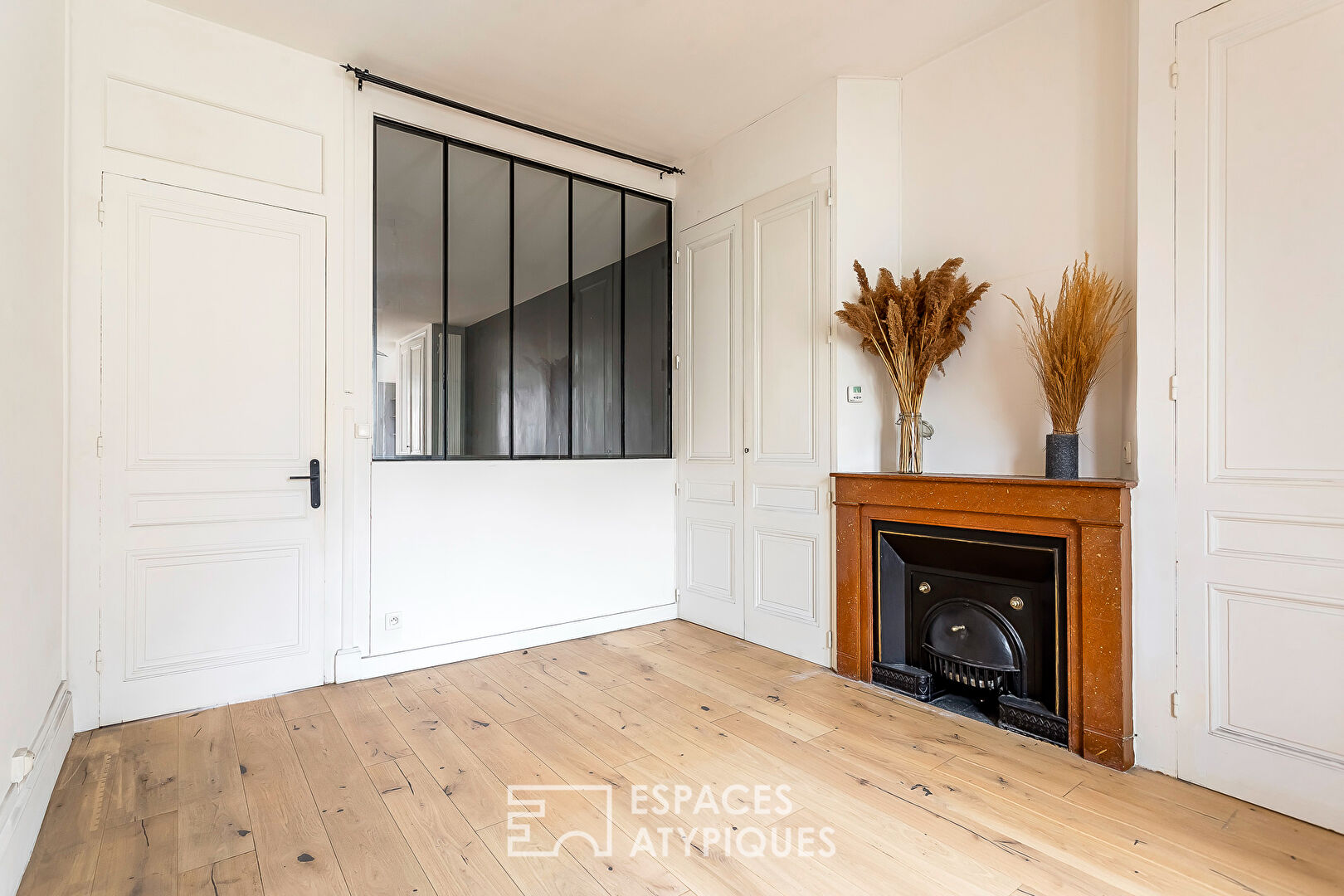 Old renovated 3-room apartment