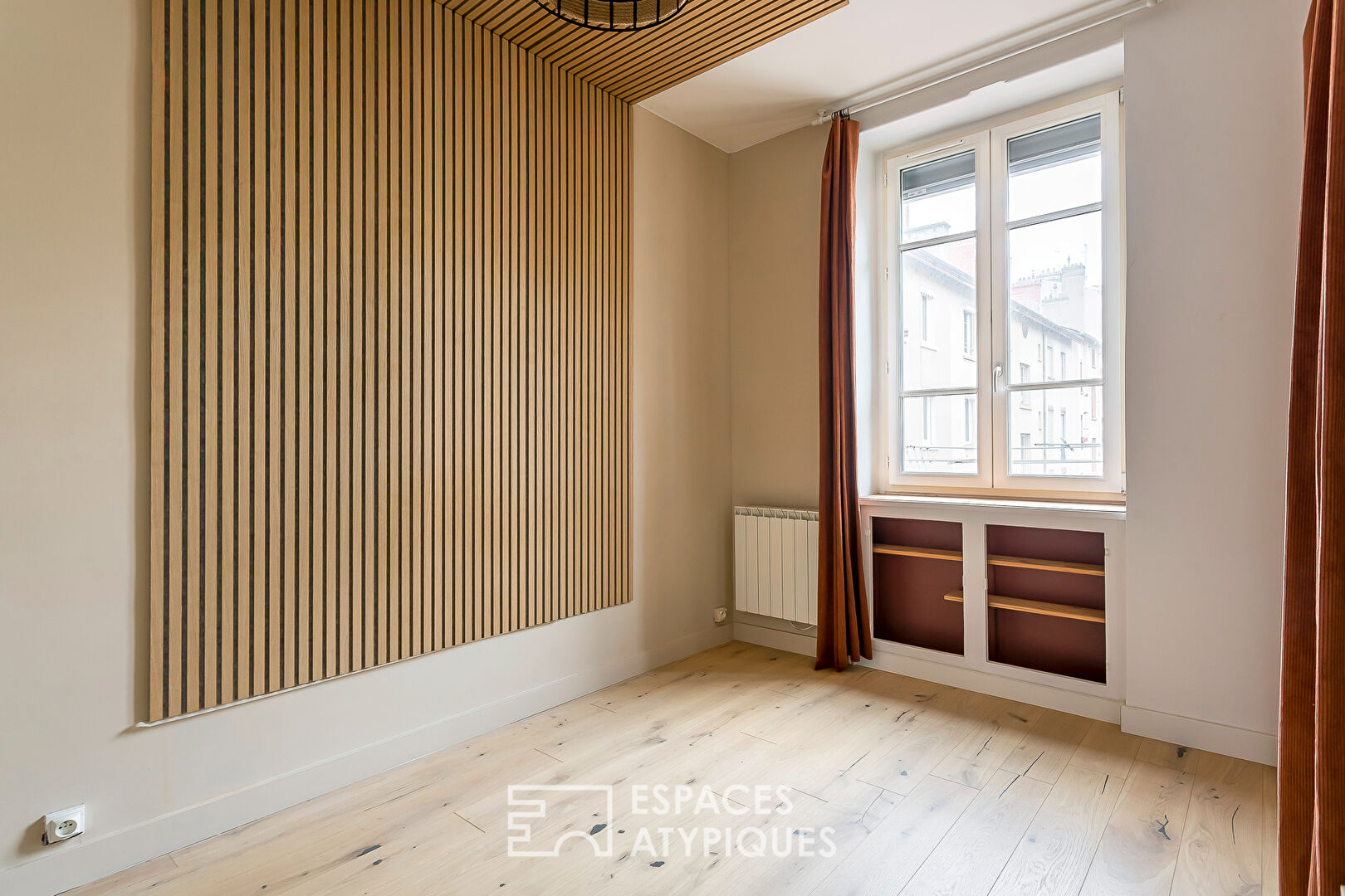 Old renovated 3-room apartment
